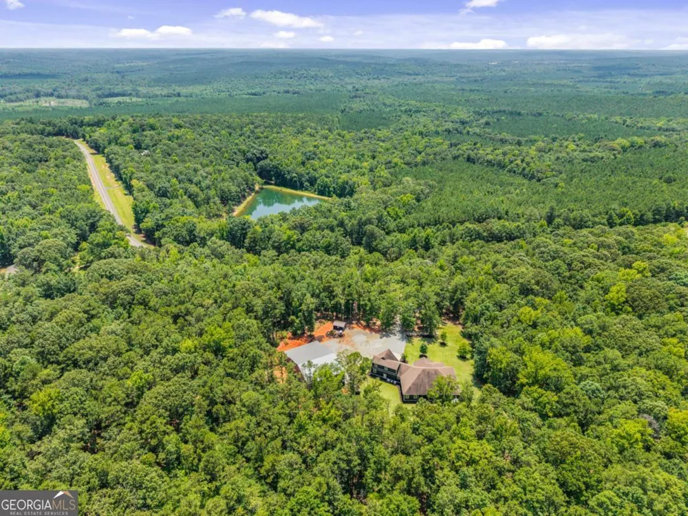 4835 J R Sims RD Irwinton, GA 31042