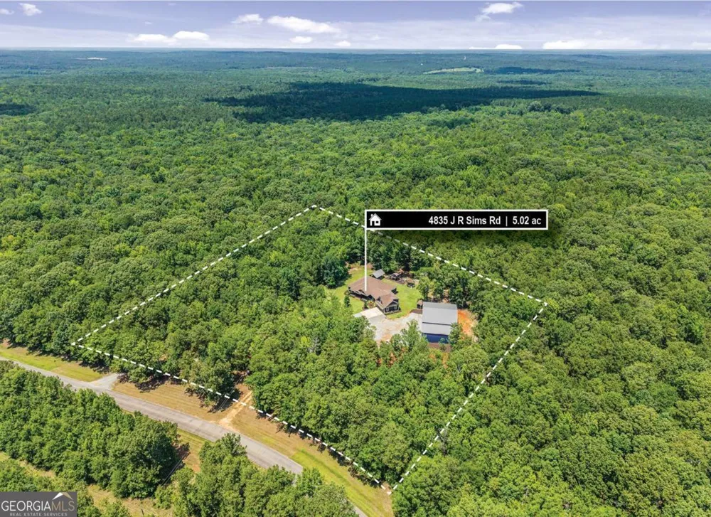 4835 J R Sims RD Irwinton, GA 31042