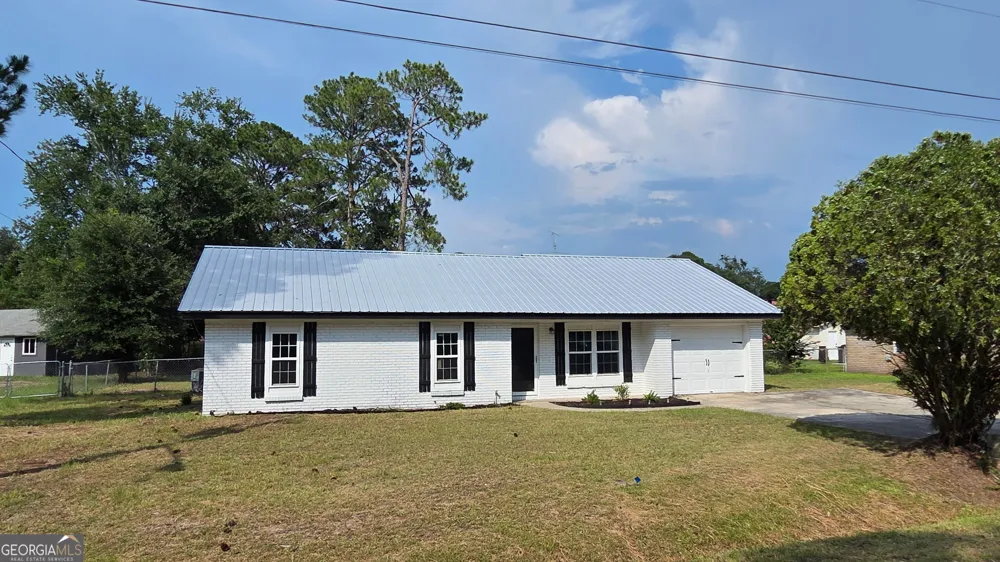 656 Mahoney RD Hinesville, GA 31313