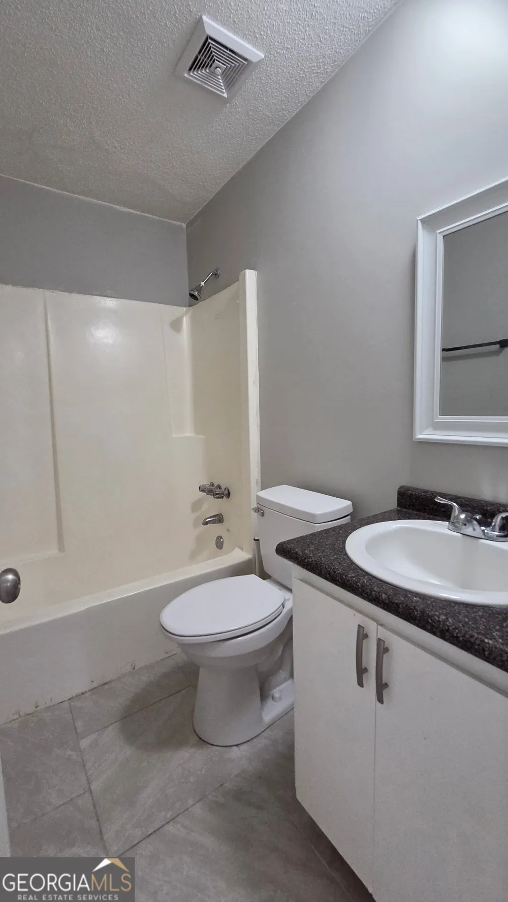 656 Mahoney RD Hinesville, GA 31313