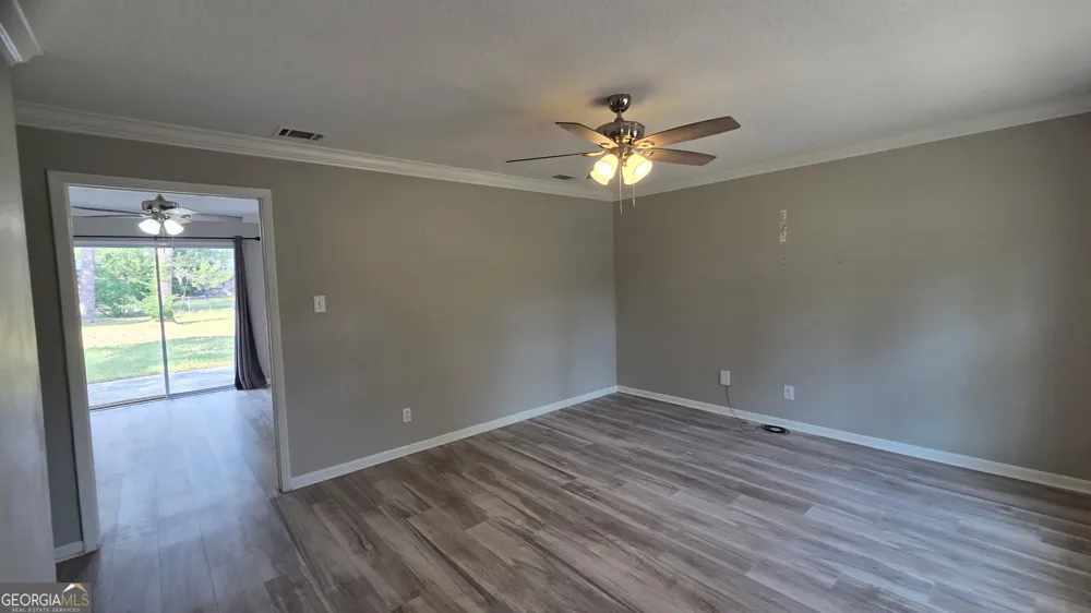 656 Mahoney RD Hinesville, GA 31313