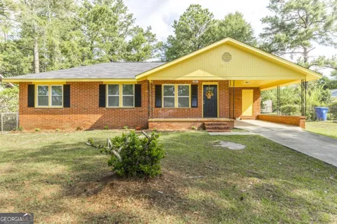 701 Magnolia DR