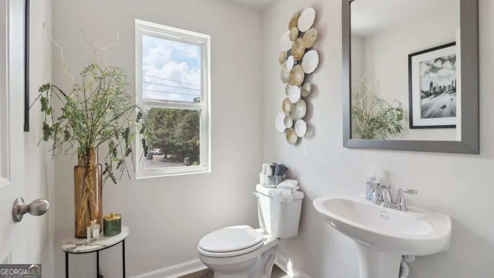 312 Laurel LN Hapeville, GA 30354