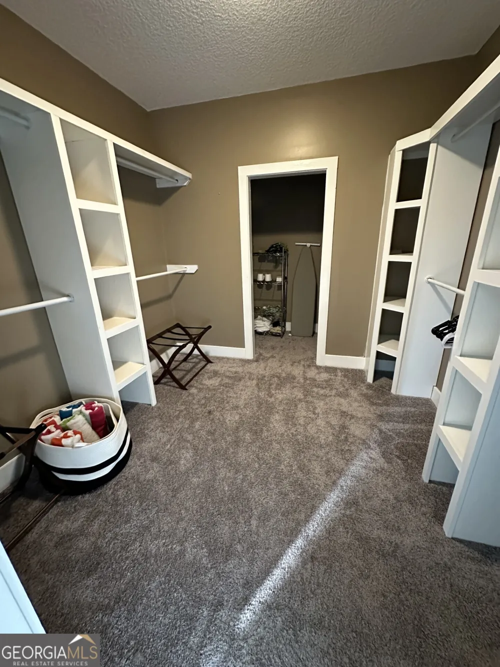 212 Clinch LN Brunswick, GA 31523