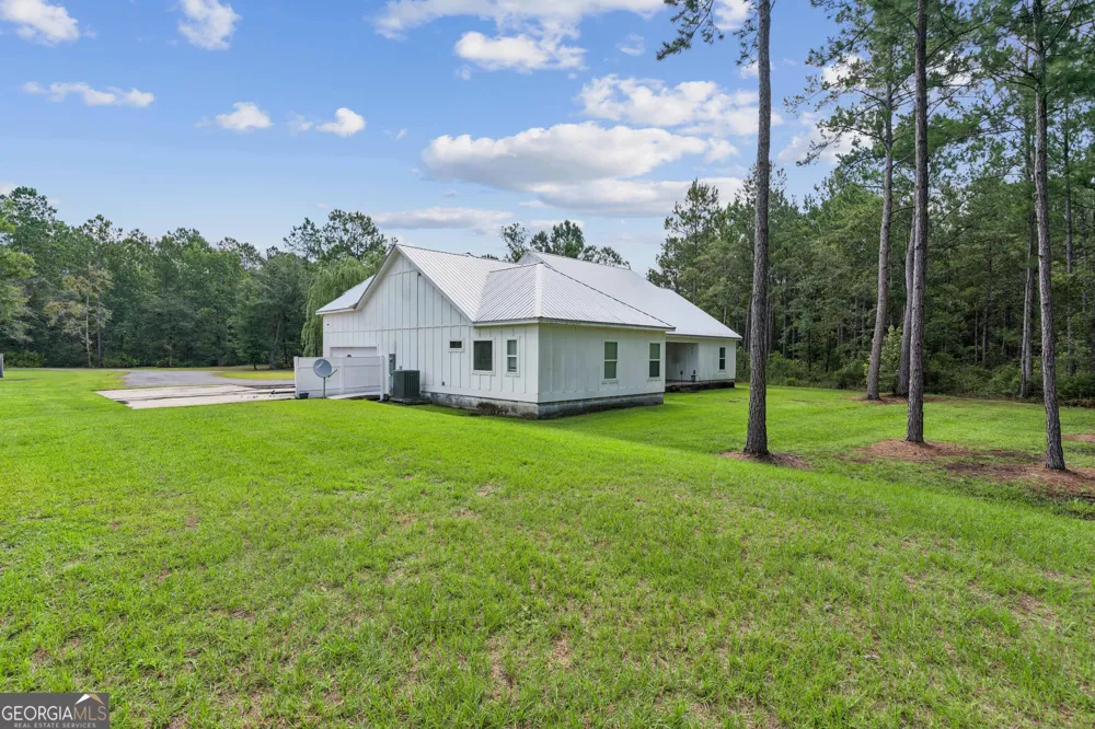 212 Clinch LN Brunswick, GA 31523