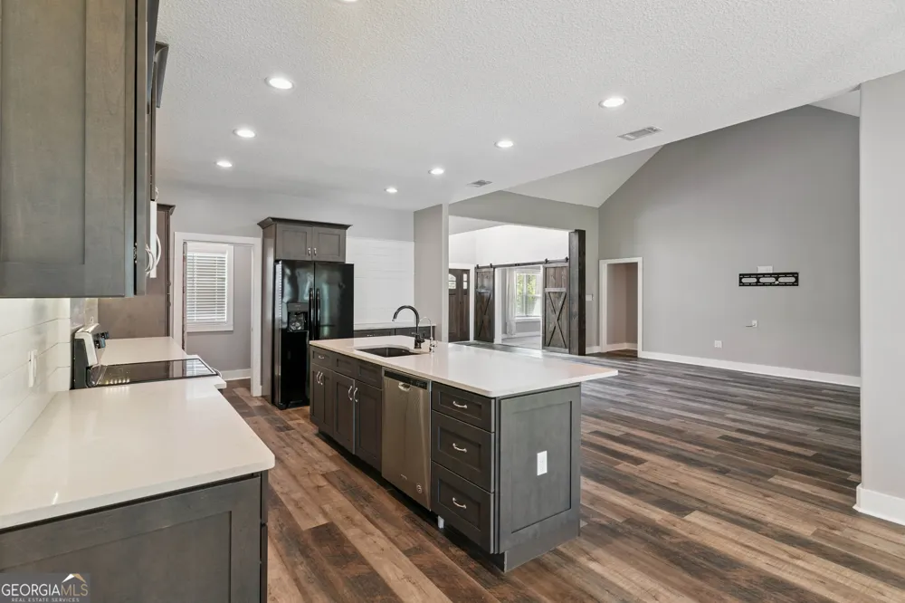 212 Clinch LN Brunswick, GA 31523