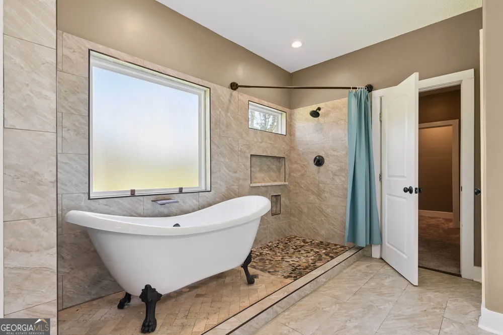 212 Clinch LN Brunswick, GA 31523