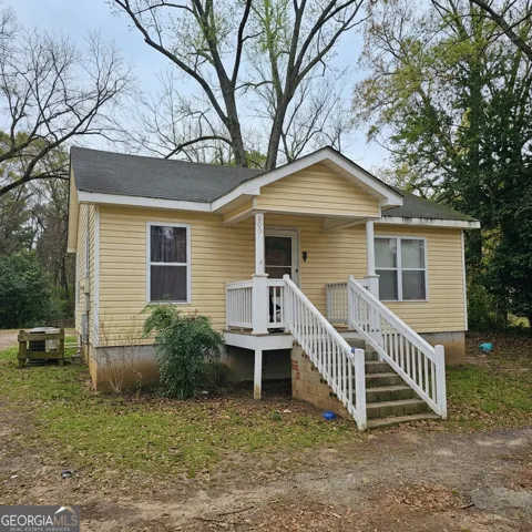 600 W Main ST