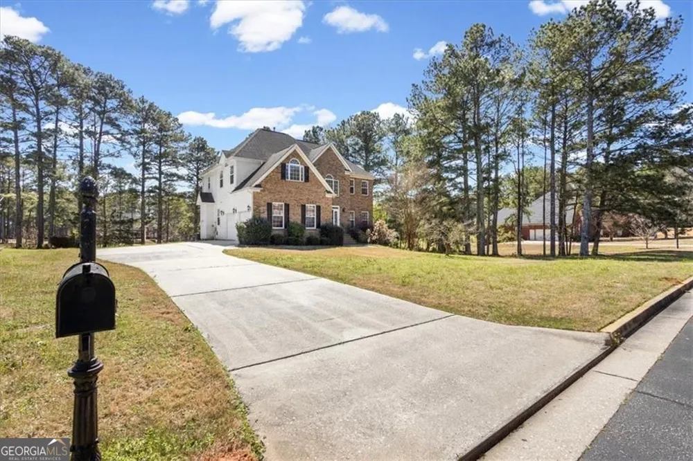 405 Branch Forest WAY Stockbridge, GA 30281