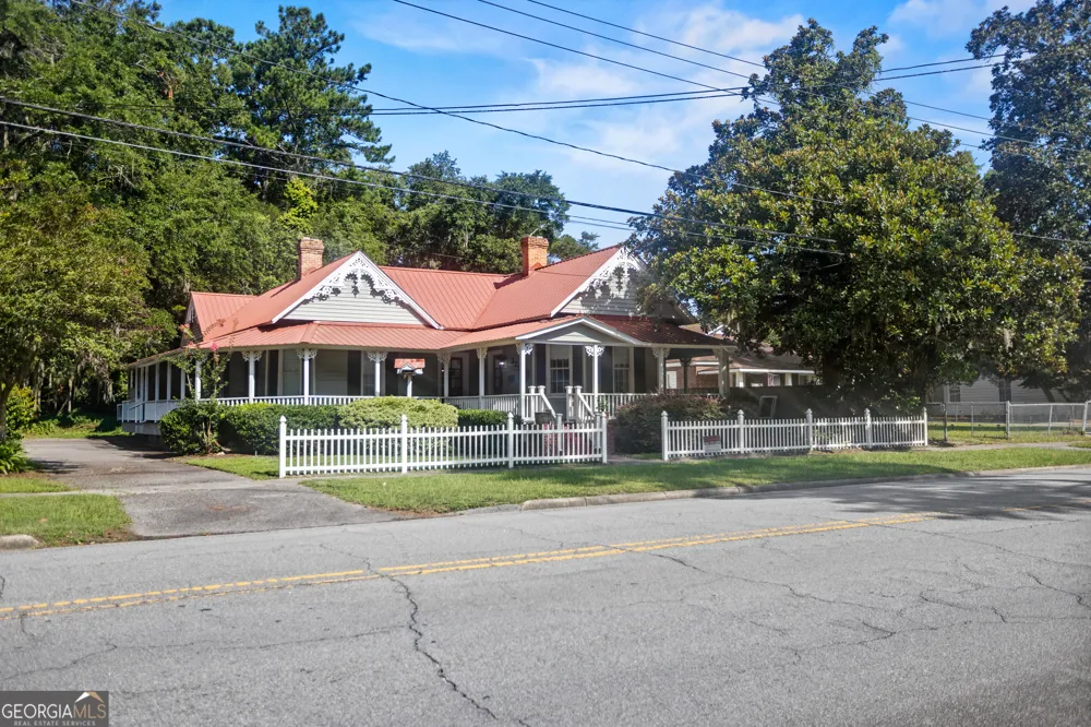 325 N Main ST Hinesville, GA 31313
