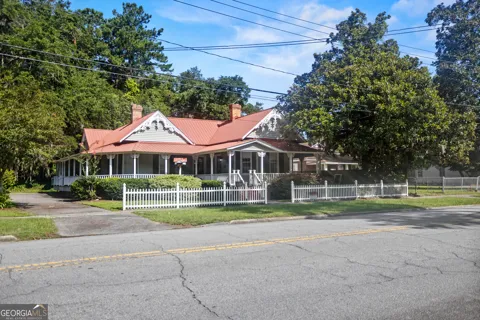 325 N Main ST