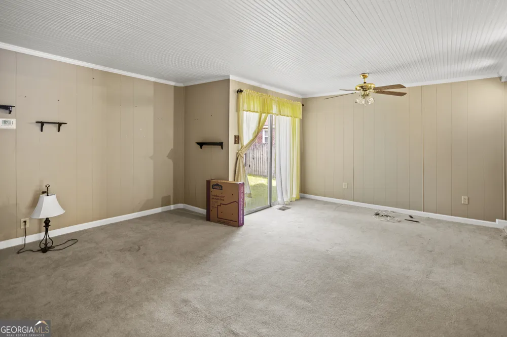 325 N Main ST Hinesville, GA 31313