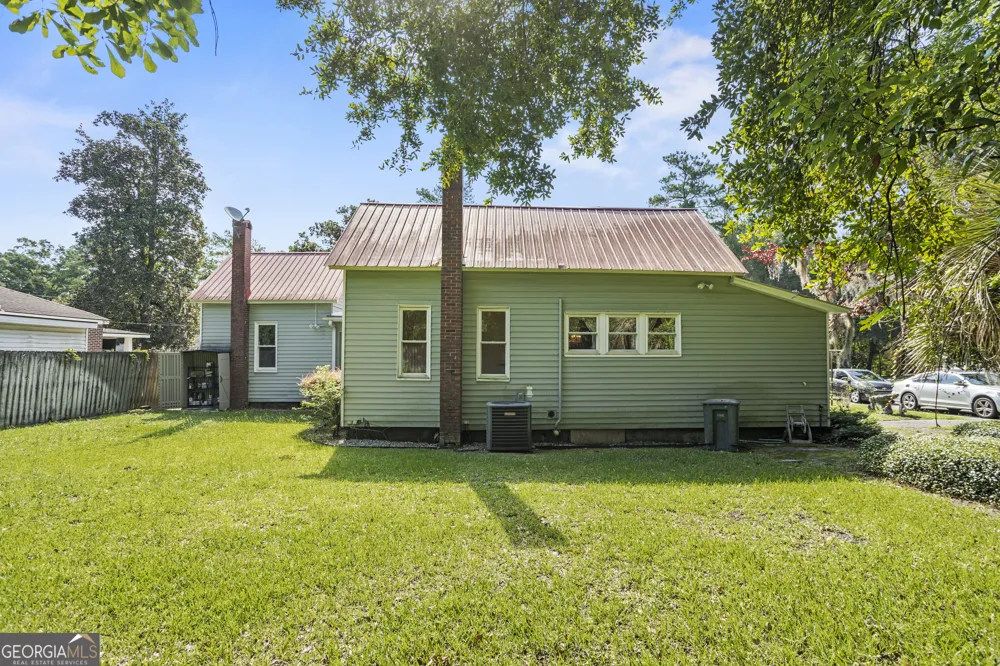 325 N Main ST Hinesville, GA 31313