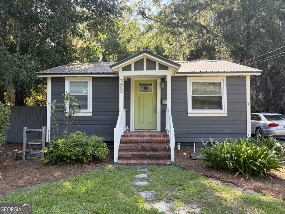 325 N Main ST Hinesville, GA 31313
