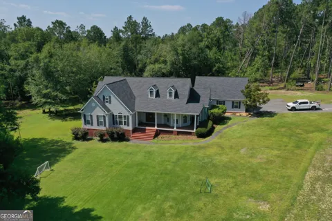 220 Pinewood DR