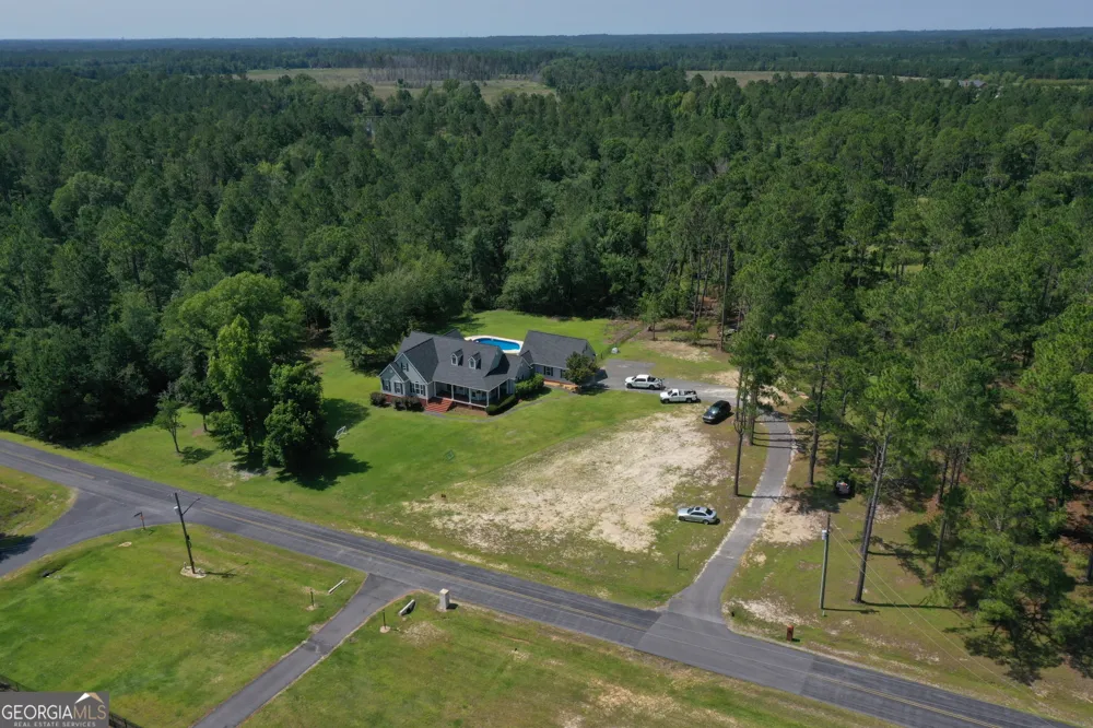 220 Pinewood DR Vidalia, GA 30474