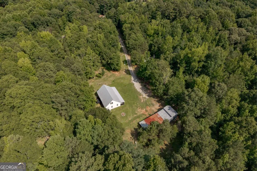 930 James Holcomb RD Hull, GA 30646