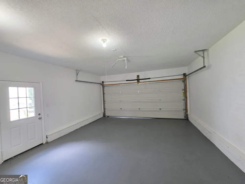 232 Hampton DR Dallas, GA 30132