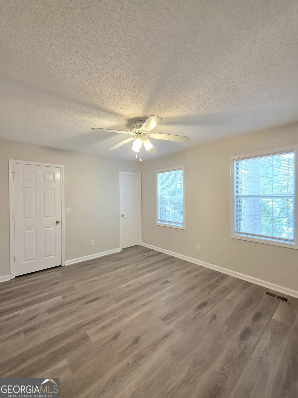 232 Hampton DR Dallas, GA 30132