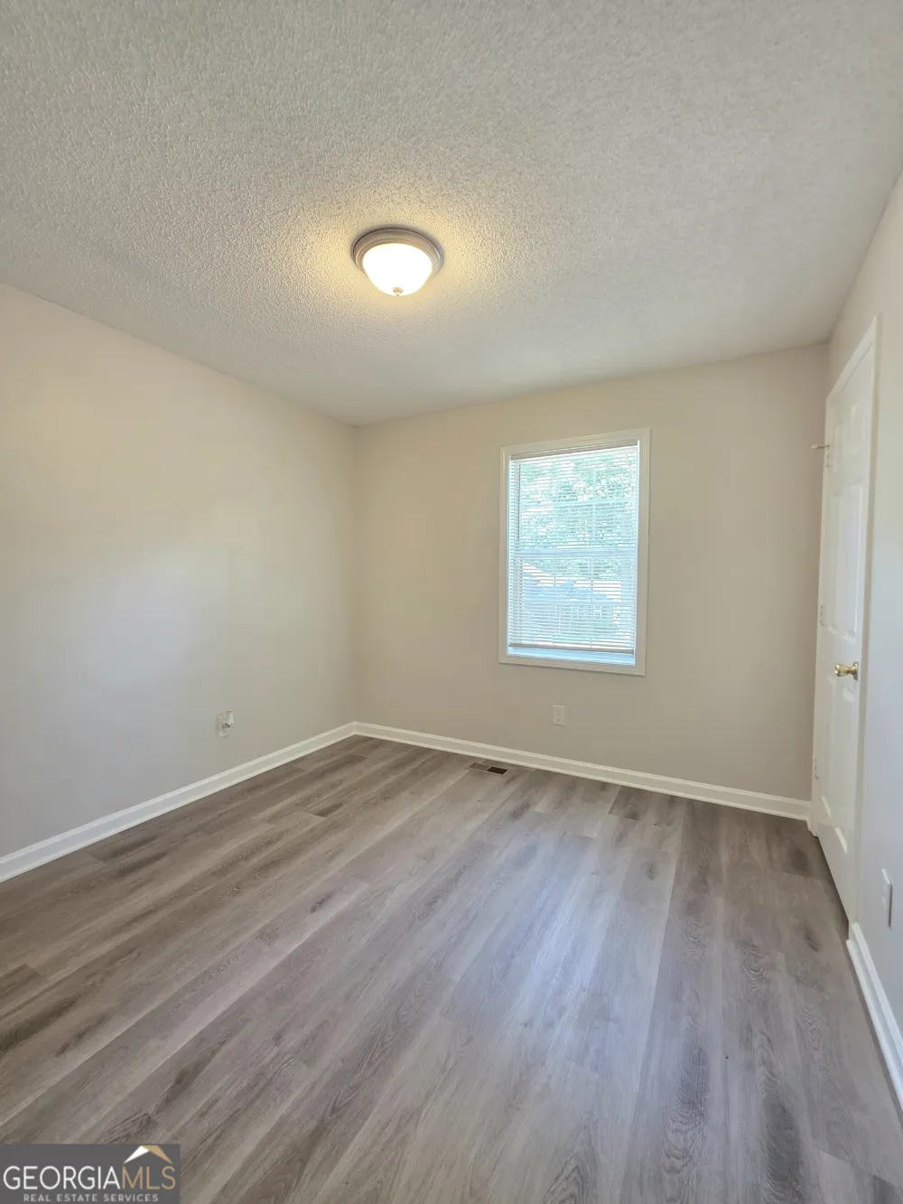232 Hampton DR Dallas, GA 30132