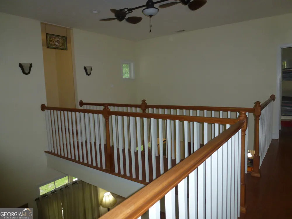 185 Sir Edward Teach RD Midway, GA 31320