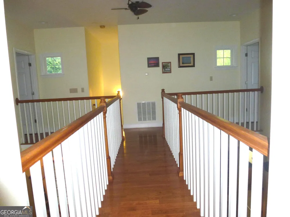 185 Sir Edward Teach RD Midway, GA 31320