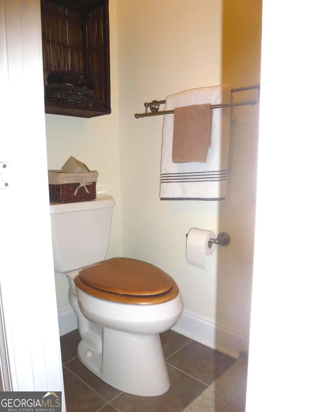 185 Sir Edward Teach RD Midway, GA 31320