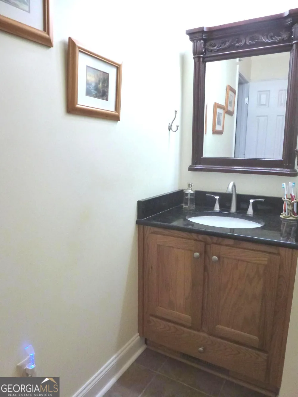 185 Sir Edward Teach RD Midway, GA 31320
