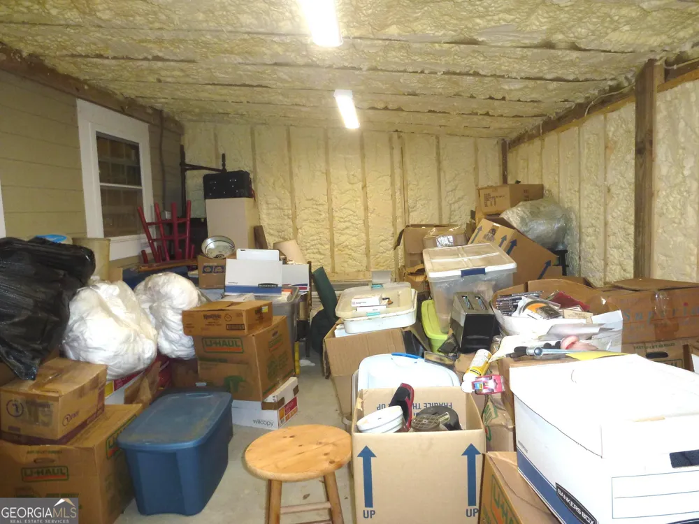 185 Sir Edward Teach RD Midway, GA 31320