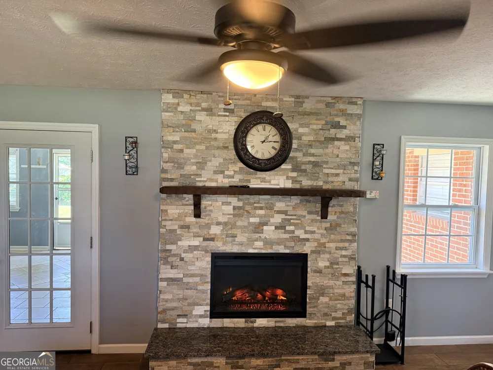 231 Auburn ST Baxley, GA 31513