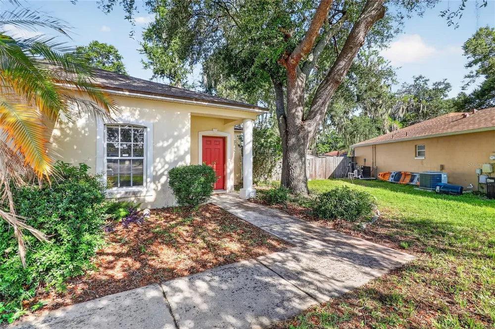 2614 SUNDANCE COURT Mulberry, FL 33860