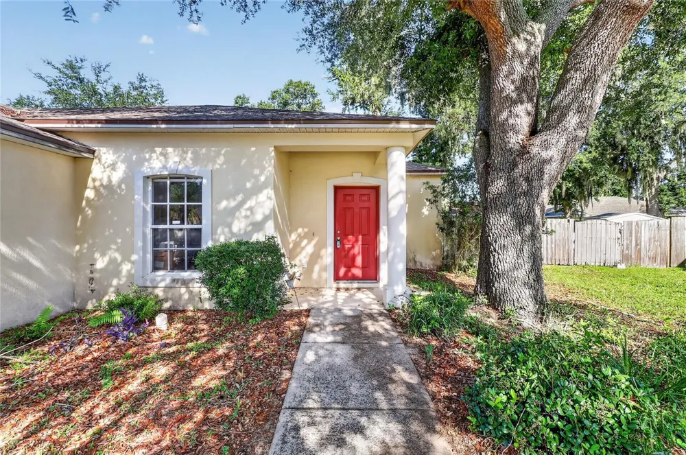 2614 SUNDANCE COURT Mulberry, FL 33860