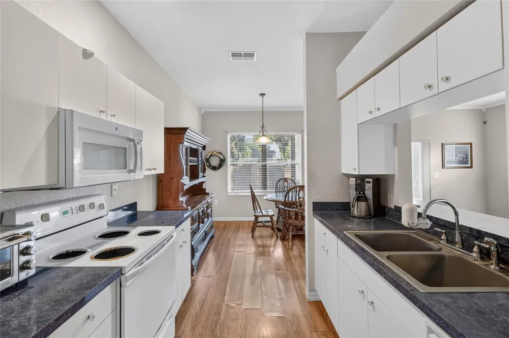 2614 SUNDANCE COURT Mulberry, FL 33860