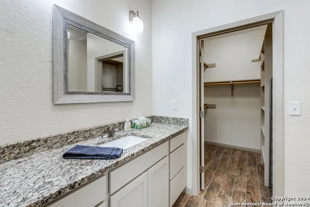 2336 Hornsby Spring Branch, TX 78070