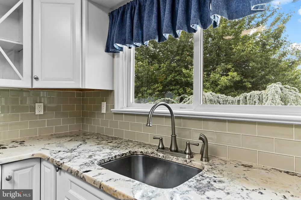 491 DELAIR ROAD Monroe Township, NJ 08831