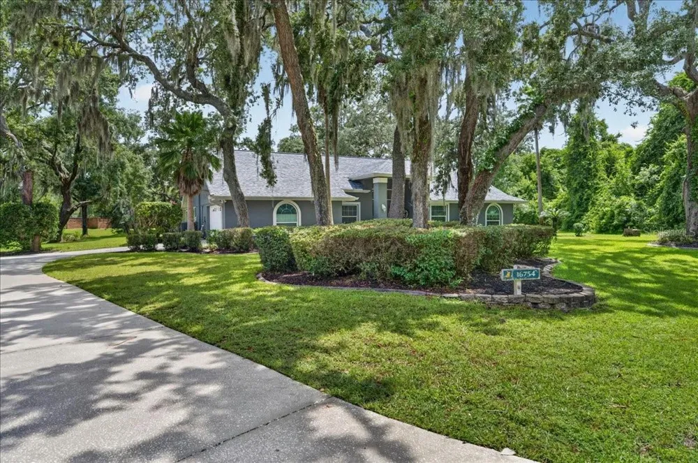 16754 CROSSBILL COURT Spring Hill, FL 34610