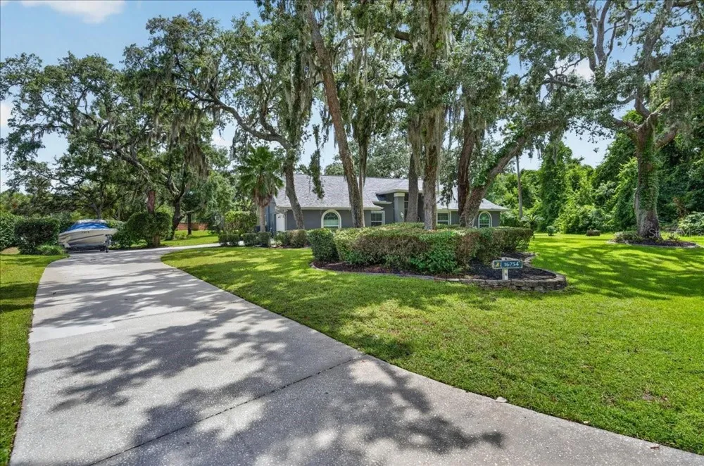 16754 CROSSBILL COURT Spring Hill, FL 34610
