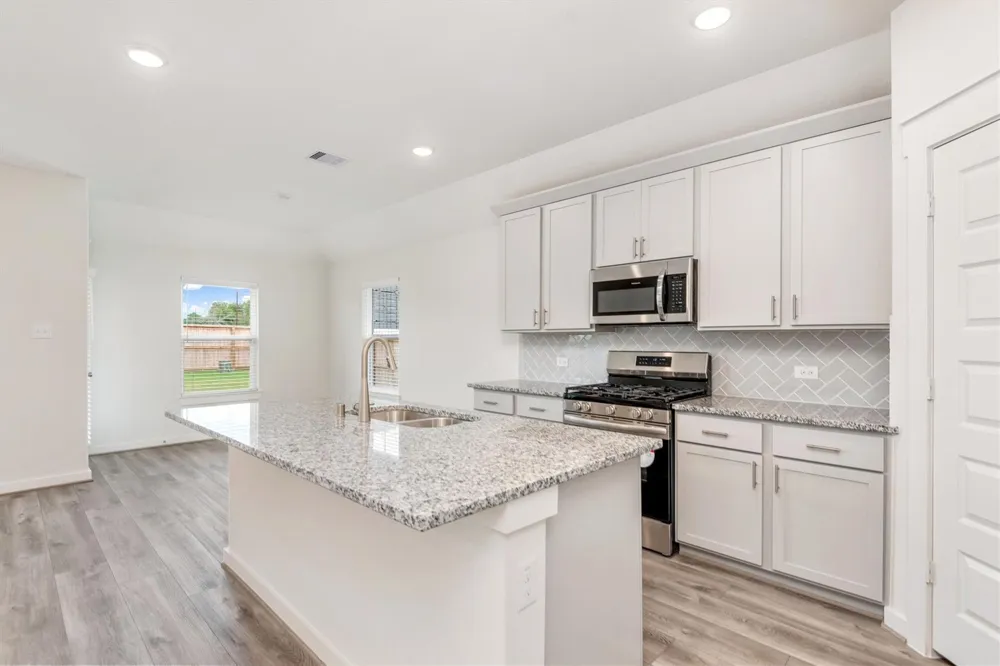 3111 West Frontier Lane Pinehurst, TX 77362
