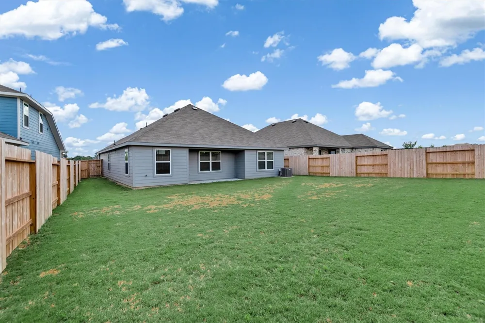 3111 West Frontier Lane Pinehurst, TX 77362
