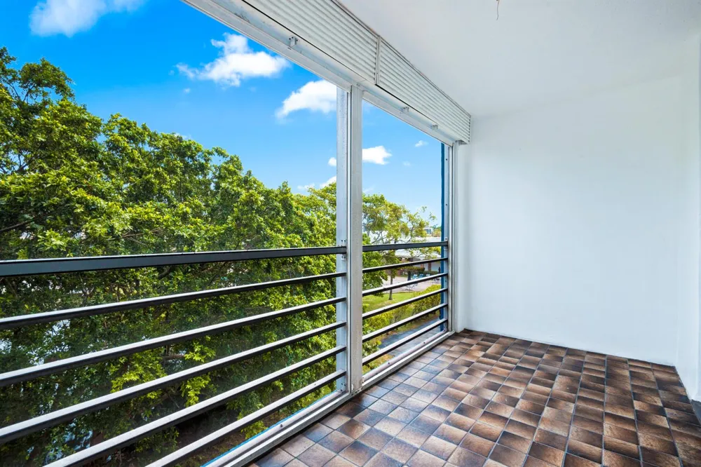 501 E DANIA BEACH BOULEVARD #5-3F Dania Beach, FL 33004