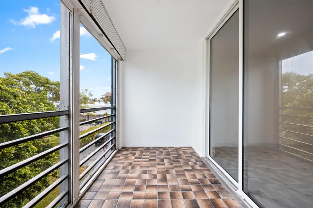 501 E DANIA BEACH BOULEVARD #5-3F Dania Beach, FL 33004