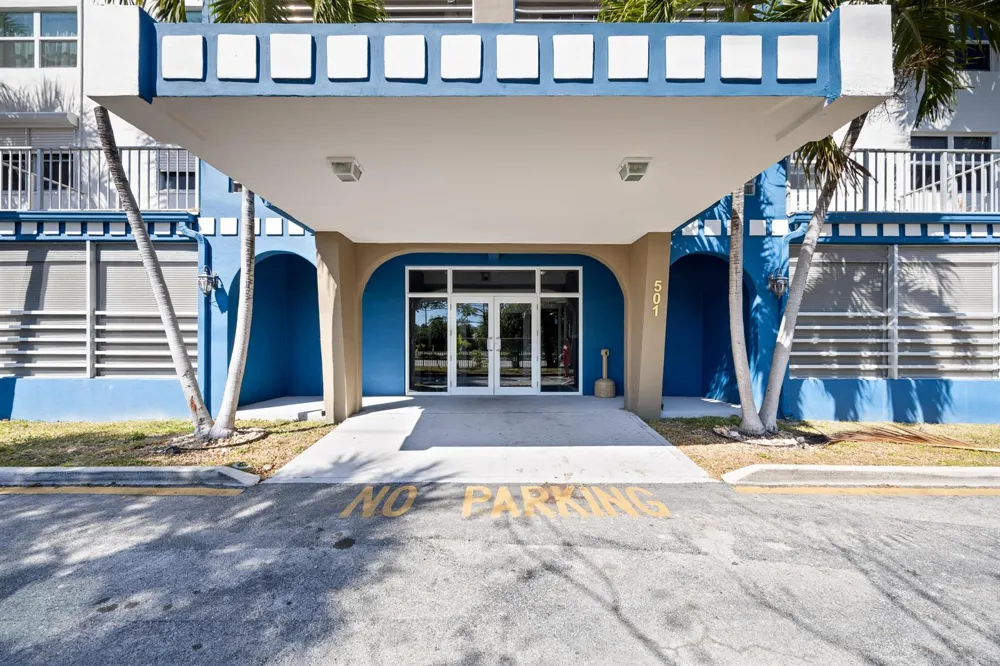 501 E DANIA BEACH BOULEVARD #5-3F Dania Beach, FL 33004
