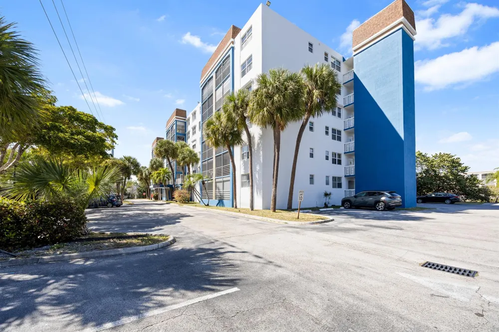 501 E DANIA BEACH BOULEVARD #5-3F Dania Beach, FL 33004