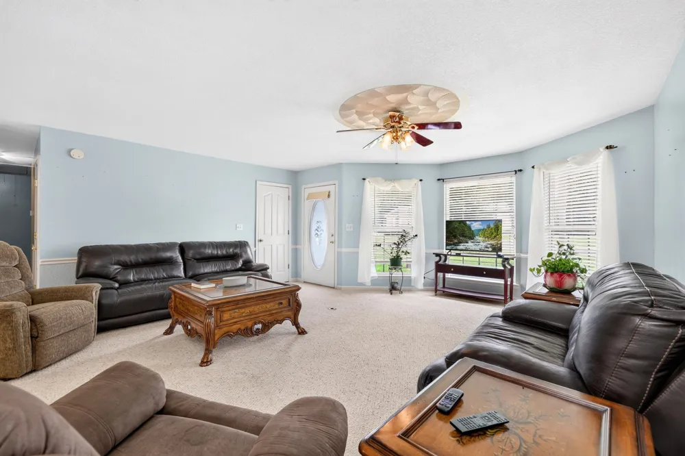 199 Moore Ln Dowelltown, TN 37059