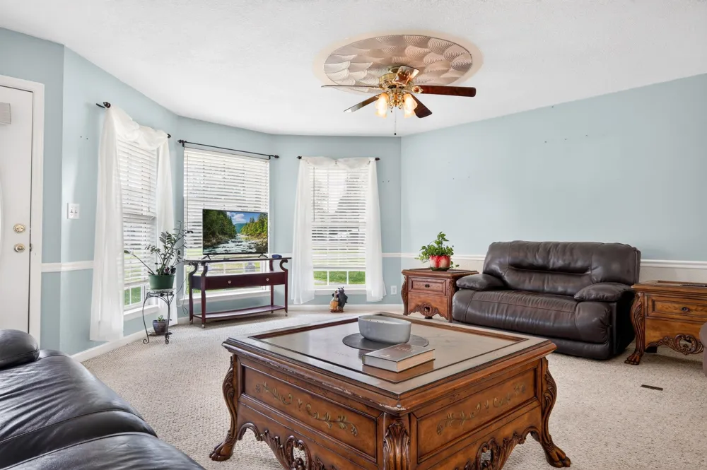 199 Moore Ln Dowelltown, TN 37059