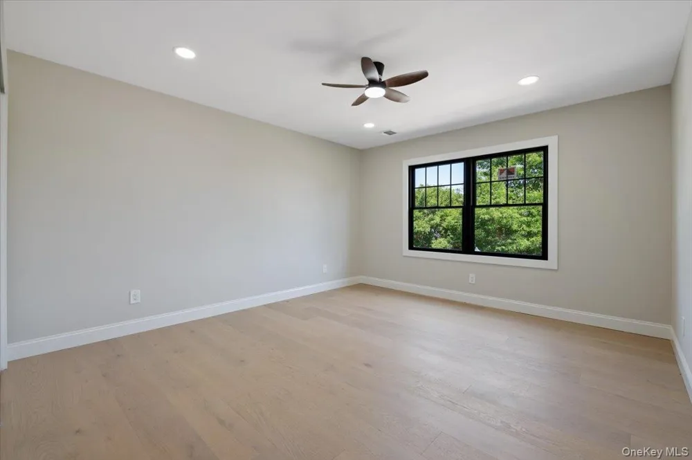 517 Corral Run Bethpage, NY 11714