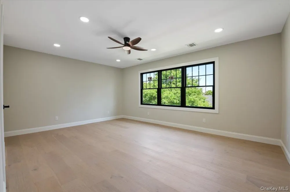 517 Corral Run Bethpage, NY 11714