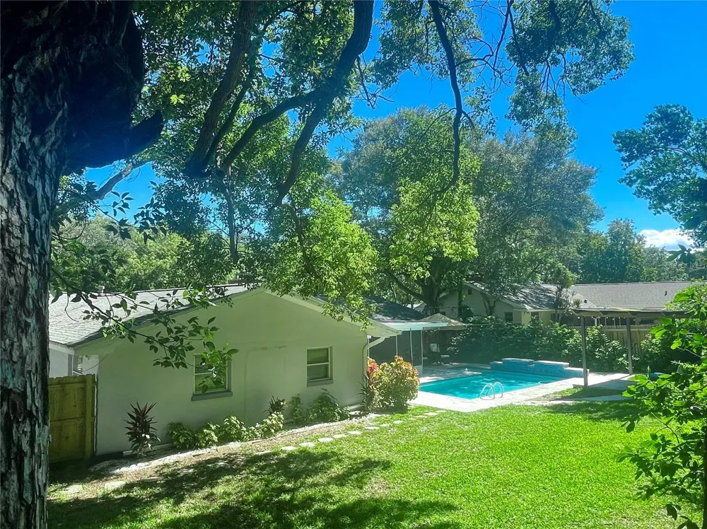 764 FOREST GLEN ROAD Clearwater, FL 33765