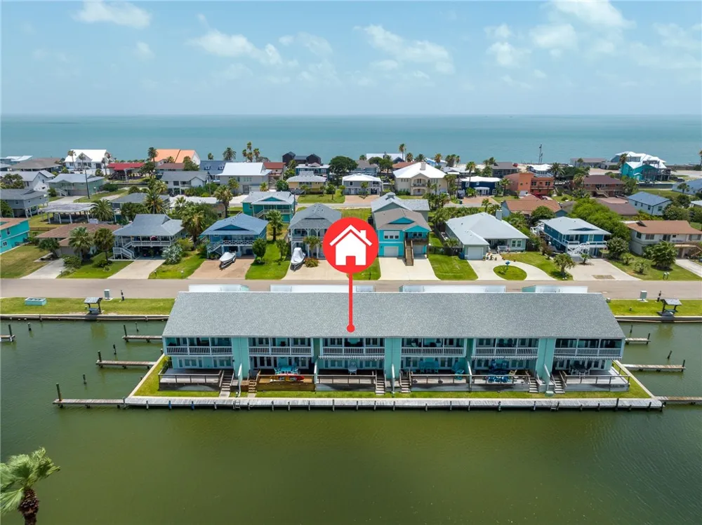 609 Lauderdale Drive Rockport, TX 78382