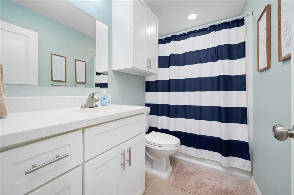609 Lauderdale Drive Rockport, TX 78382